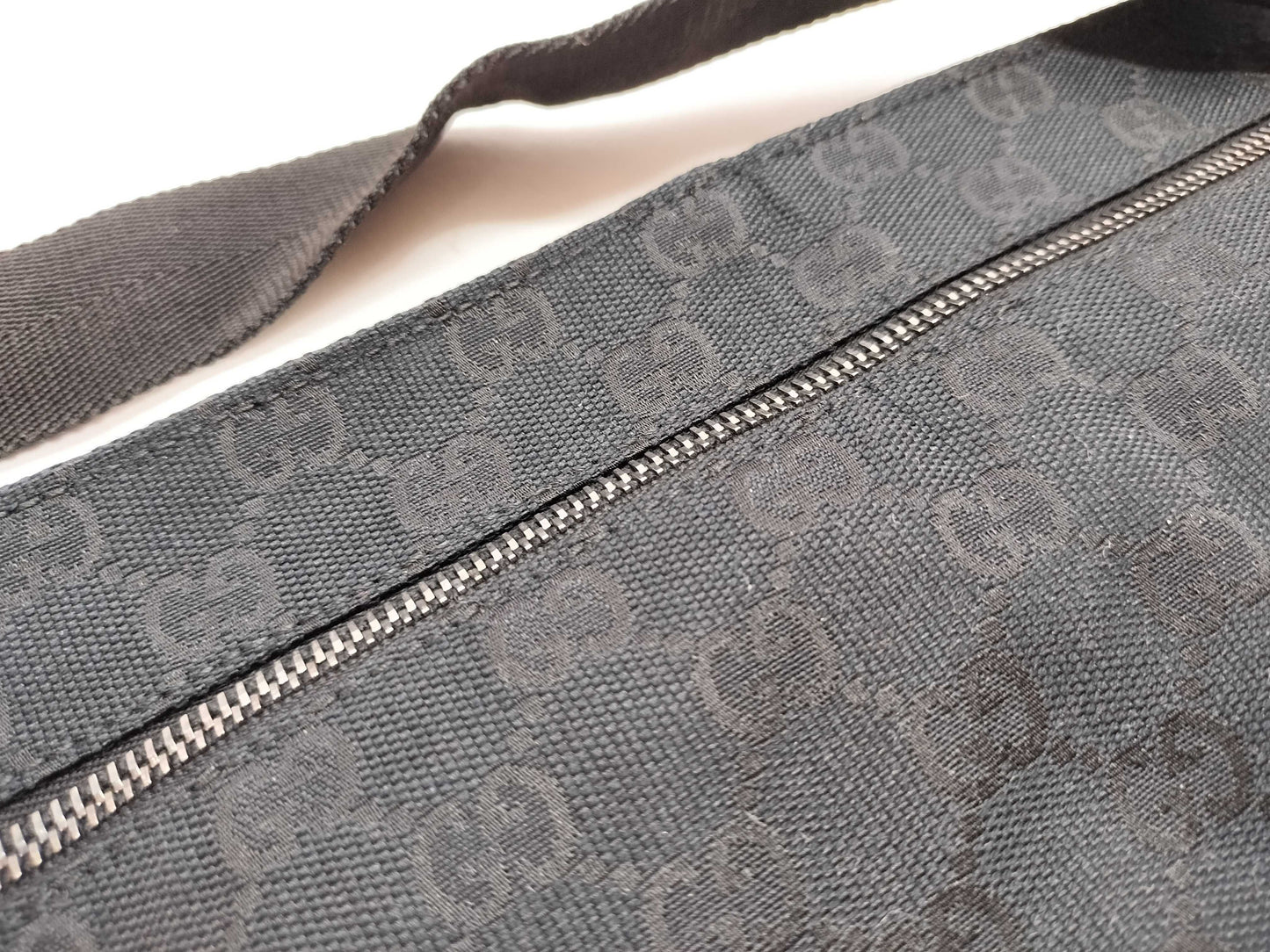GUCCI GG Canvas Waist Bag