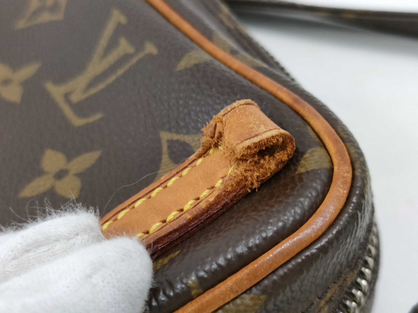 LOUIS VUITTON Monogram M51828 Pochette Marly Bandouliere Shoulder Bag