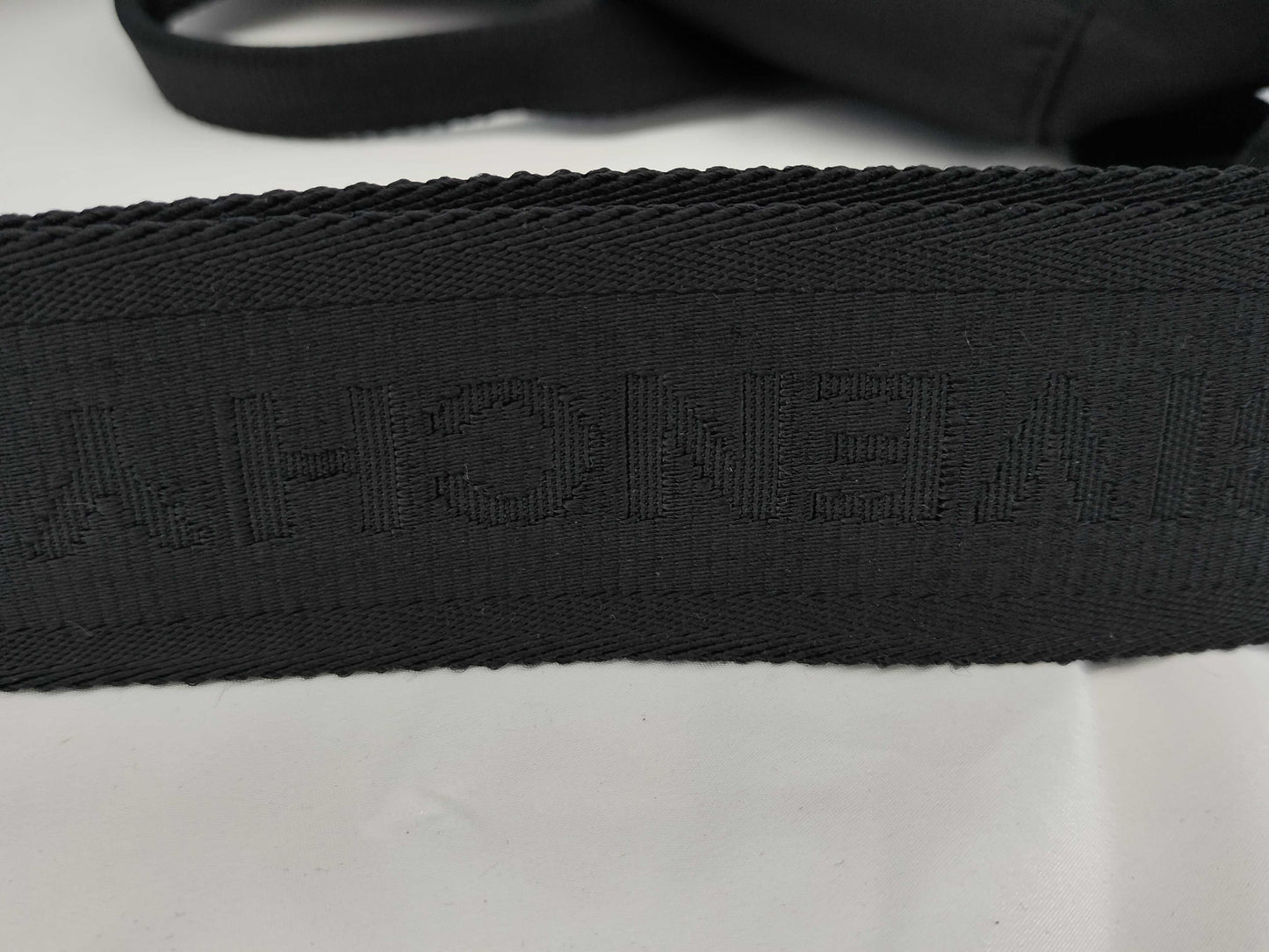 GIVENCHY BKU04BK1RG G-Trek Messenger Shoulder Bag