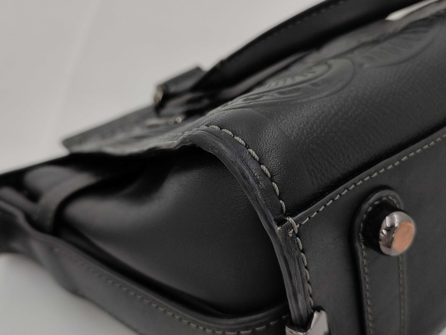 COACH Swagger with Tea Rose Handbag