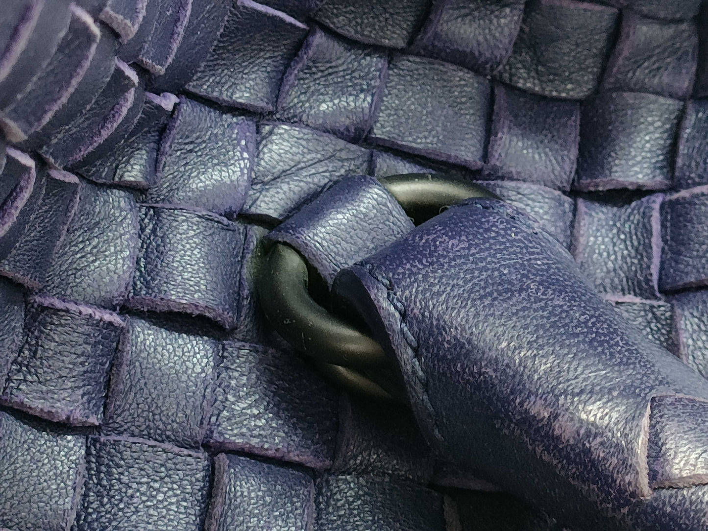 BOTTEGA VENETA Intrecciato 2-Way Boston Bag with Key