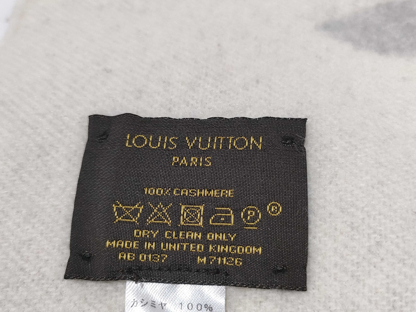 LOUIS VUITTON Stole LV Style Large Scarf