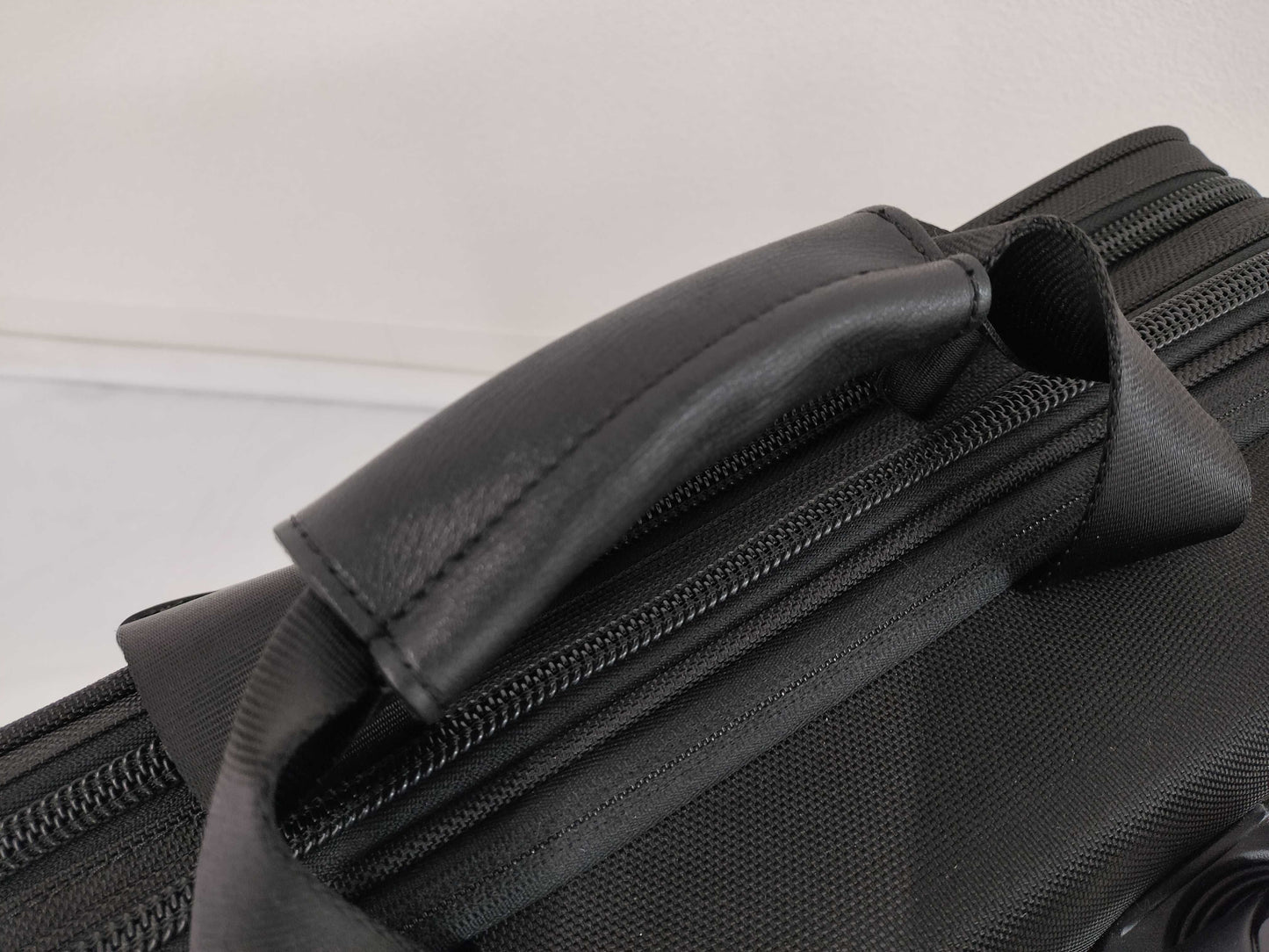 TUMI Carry Bag Carry Bag