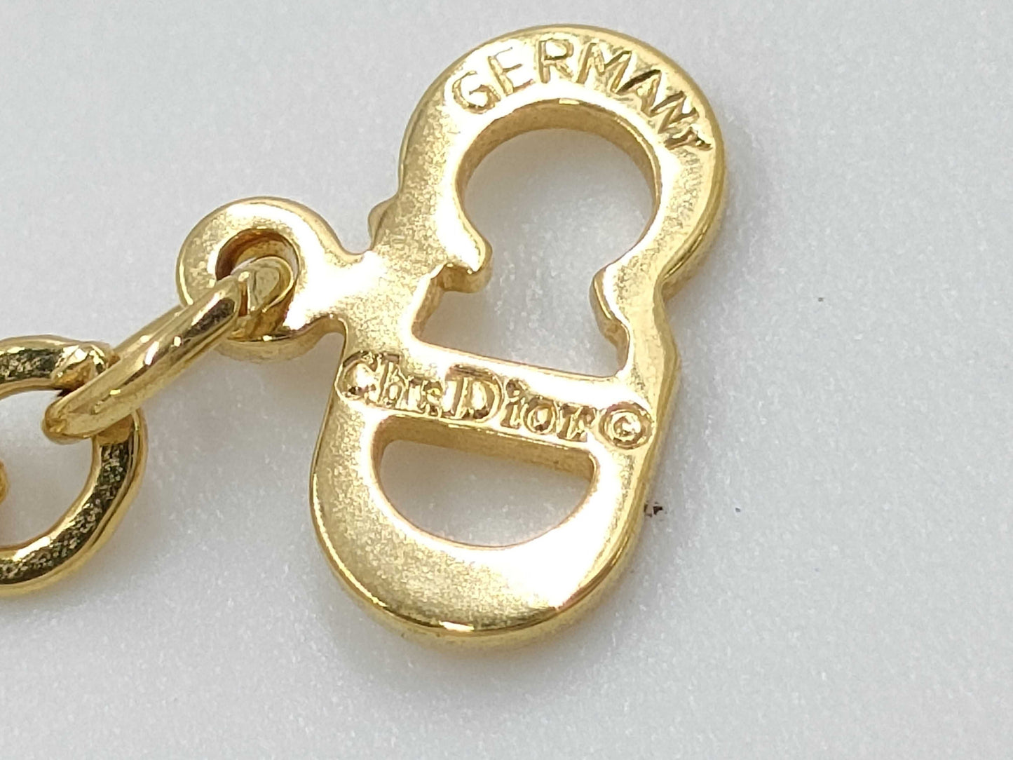 Dior logo necklace necklace