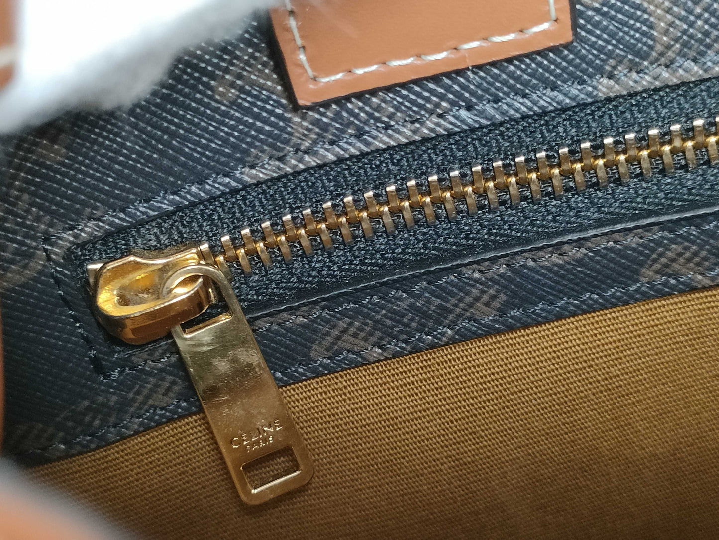 CELINE Vertical Cabas Handbag