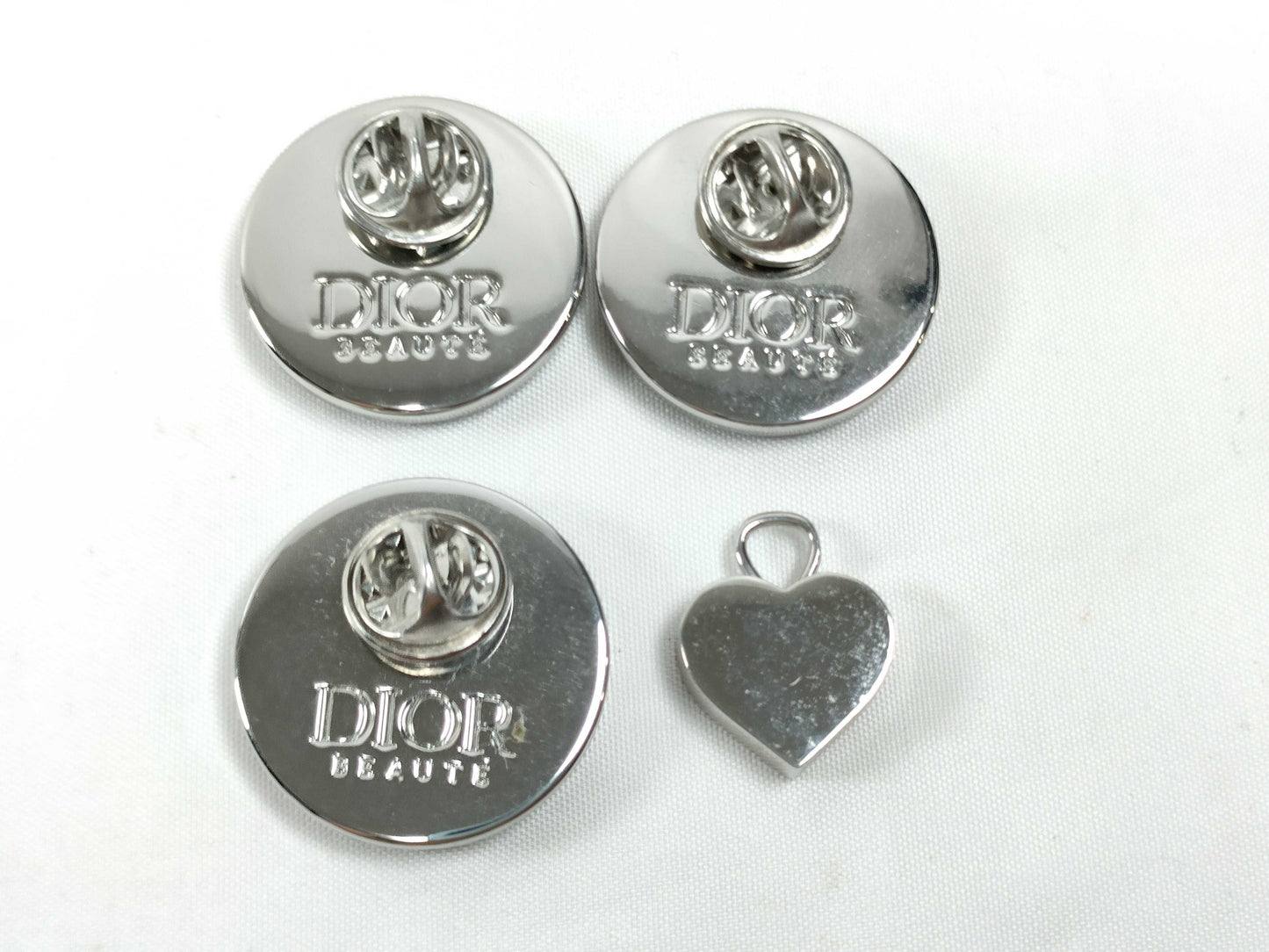 HERMES Dior pin brooch etc. * 4-piece set Other accessories