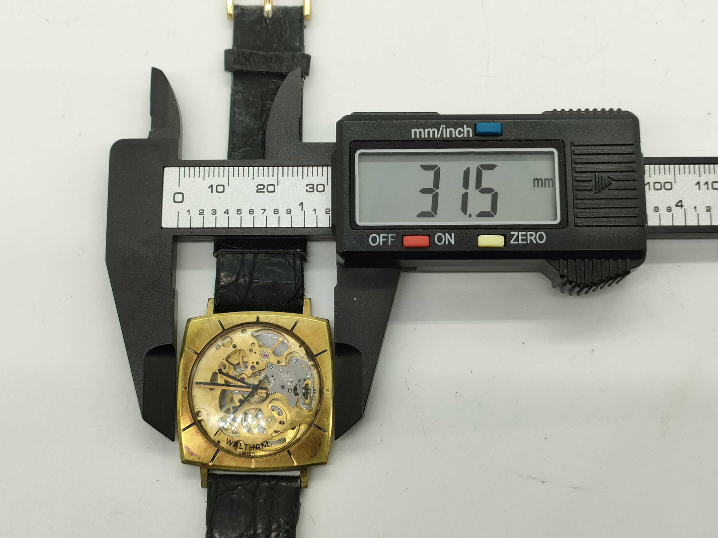 WALTHAM Hand-wound Non-Moving Boys' Watch