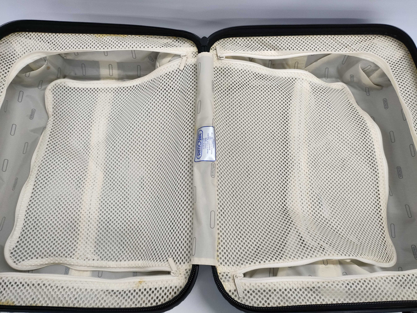 (10460_0298) RIMOWA Salsa Air Carry Bag