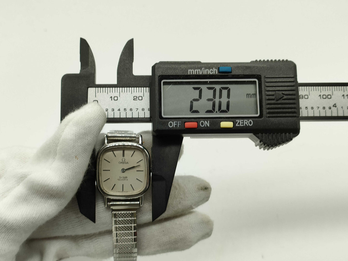 OMEGA Devil Quartz Women's Watch