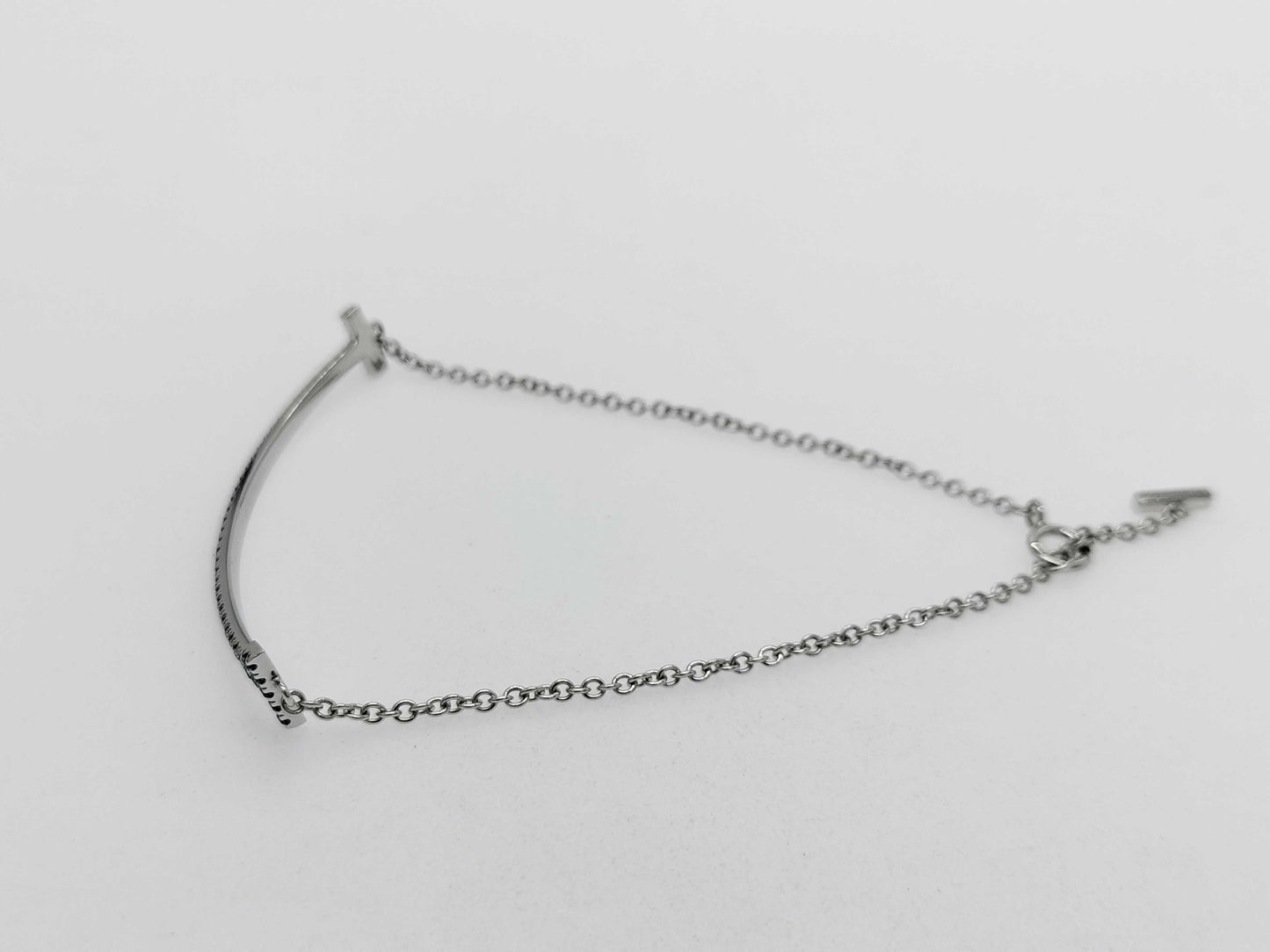 Tiffany & Co. T Smile Small Blue Topaz WG 750 2.7g Bracelet/Bangle