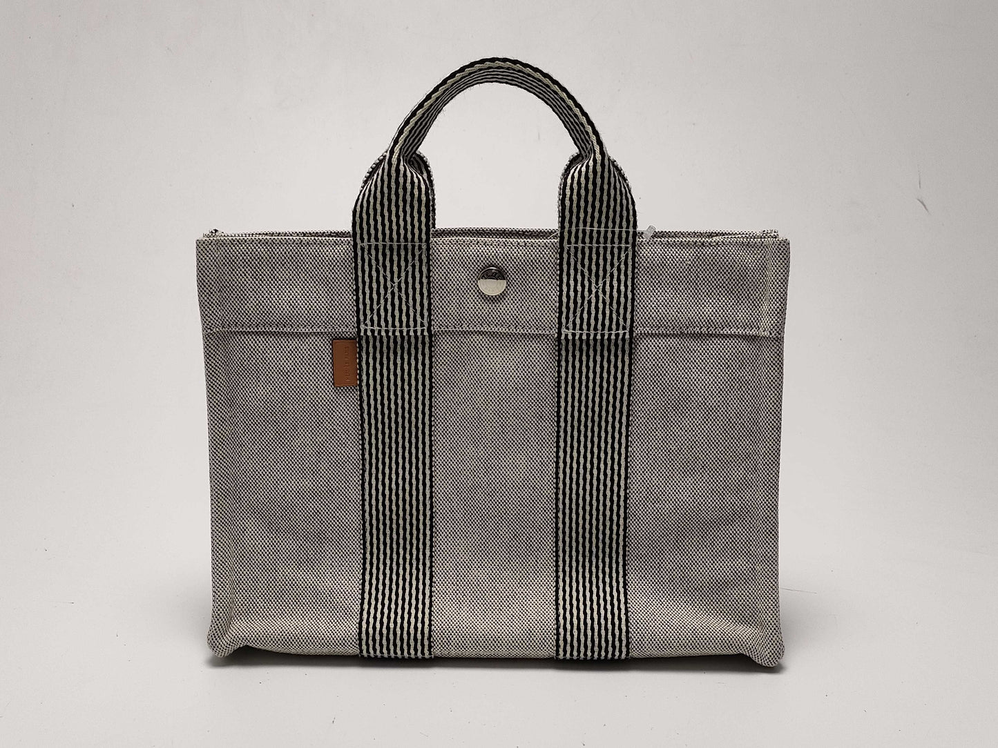 HERMES New Four Toe PM Tote Bag