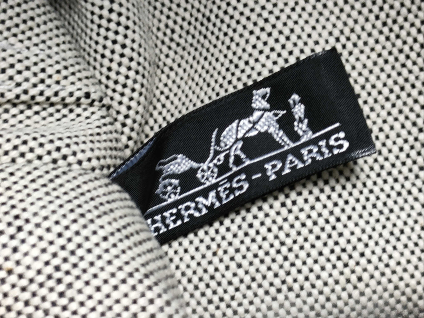 HERMES New Four Toe PM Tote Bag