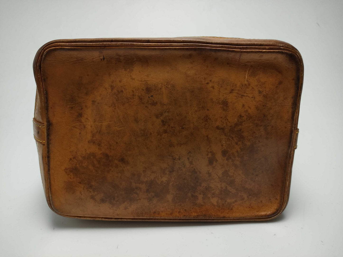 LOUIS VUITTON Monogram Noe Shoulder Bag