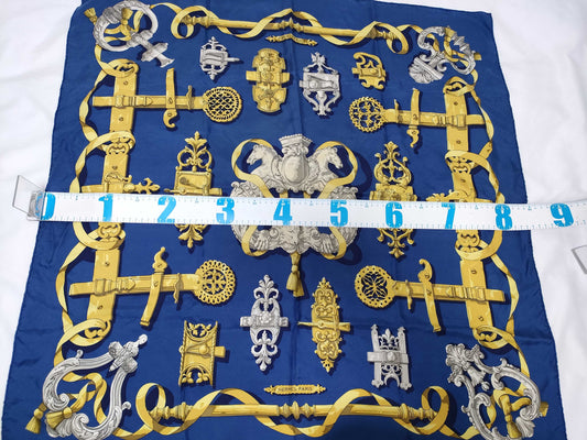 HERMES Carre, Carre, 90/Tag Missing Scarf