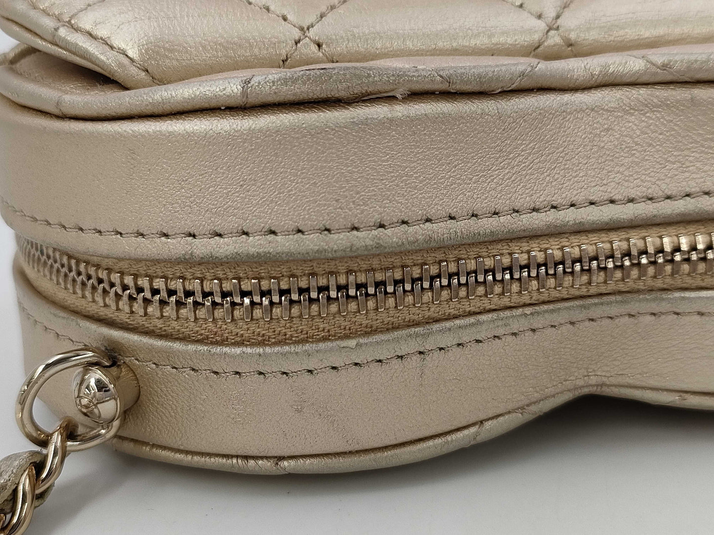 CHANEL Lambskin Matelasse Heart Chain Shoulder Bag
