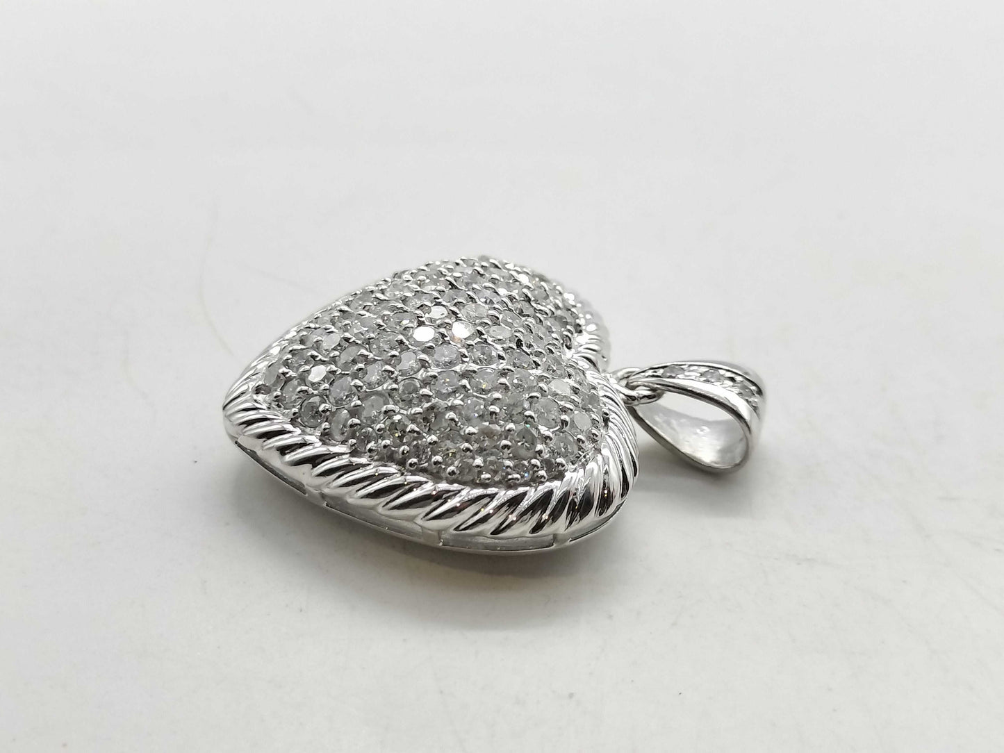 D3.00ct Pt900 14.8g Pendant Top