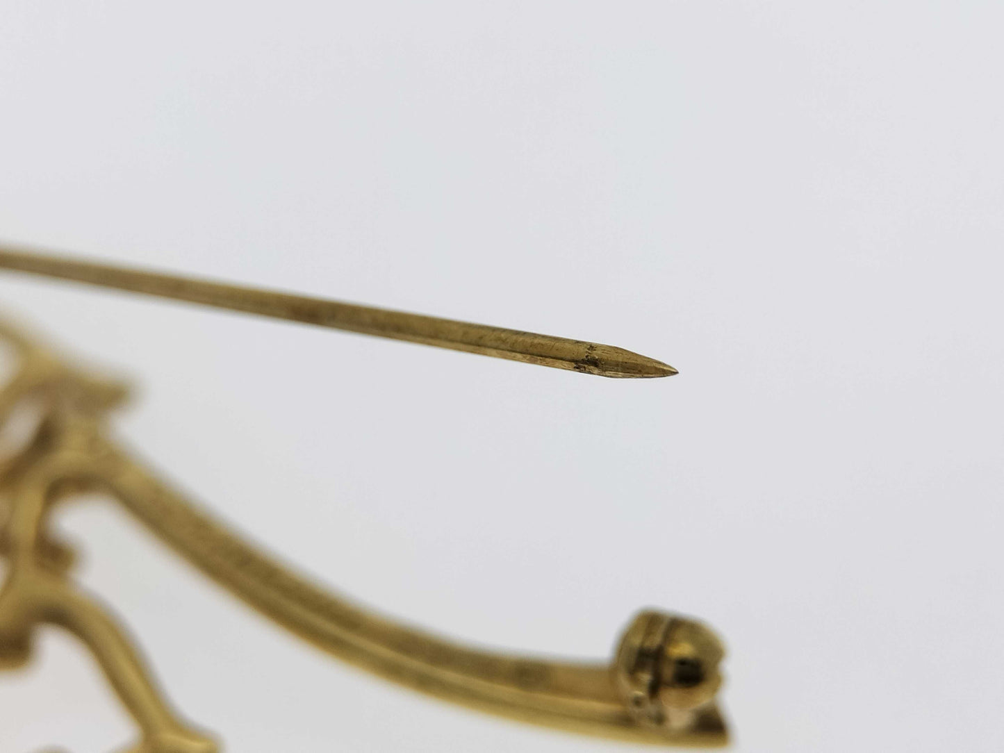 Tiffany & Co. Brooch, 18K Gold, 7.0g, Brooch