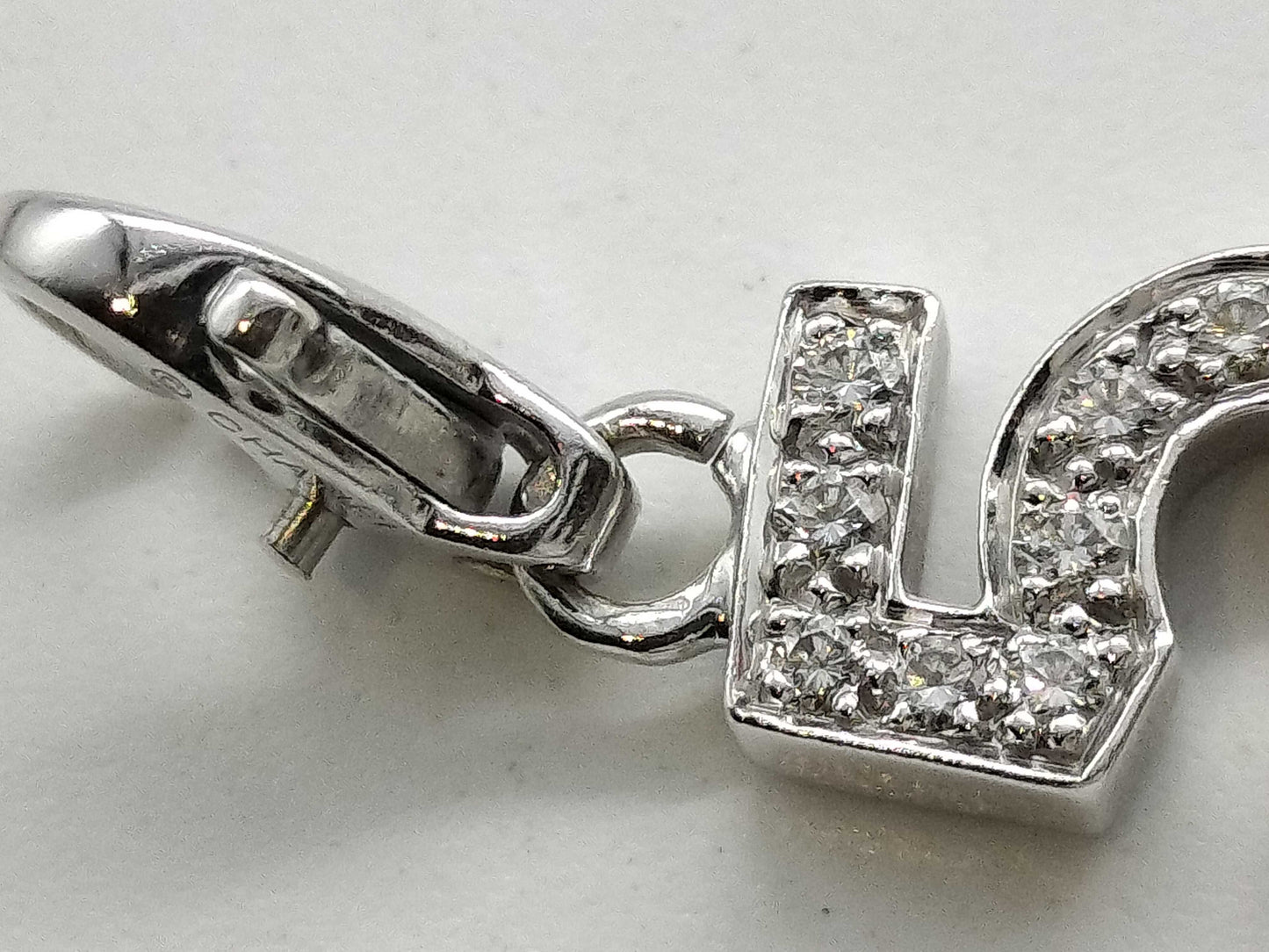 CHANEL NO.5 Diamond WG 750 2.3g Pendant Top