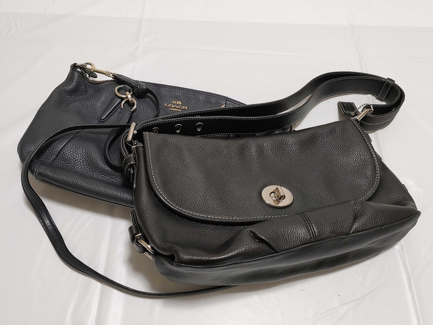 COACH F36675 / F15170 Shoulder Bag