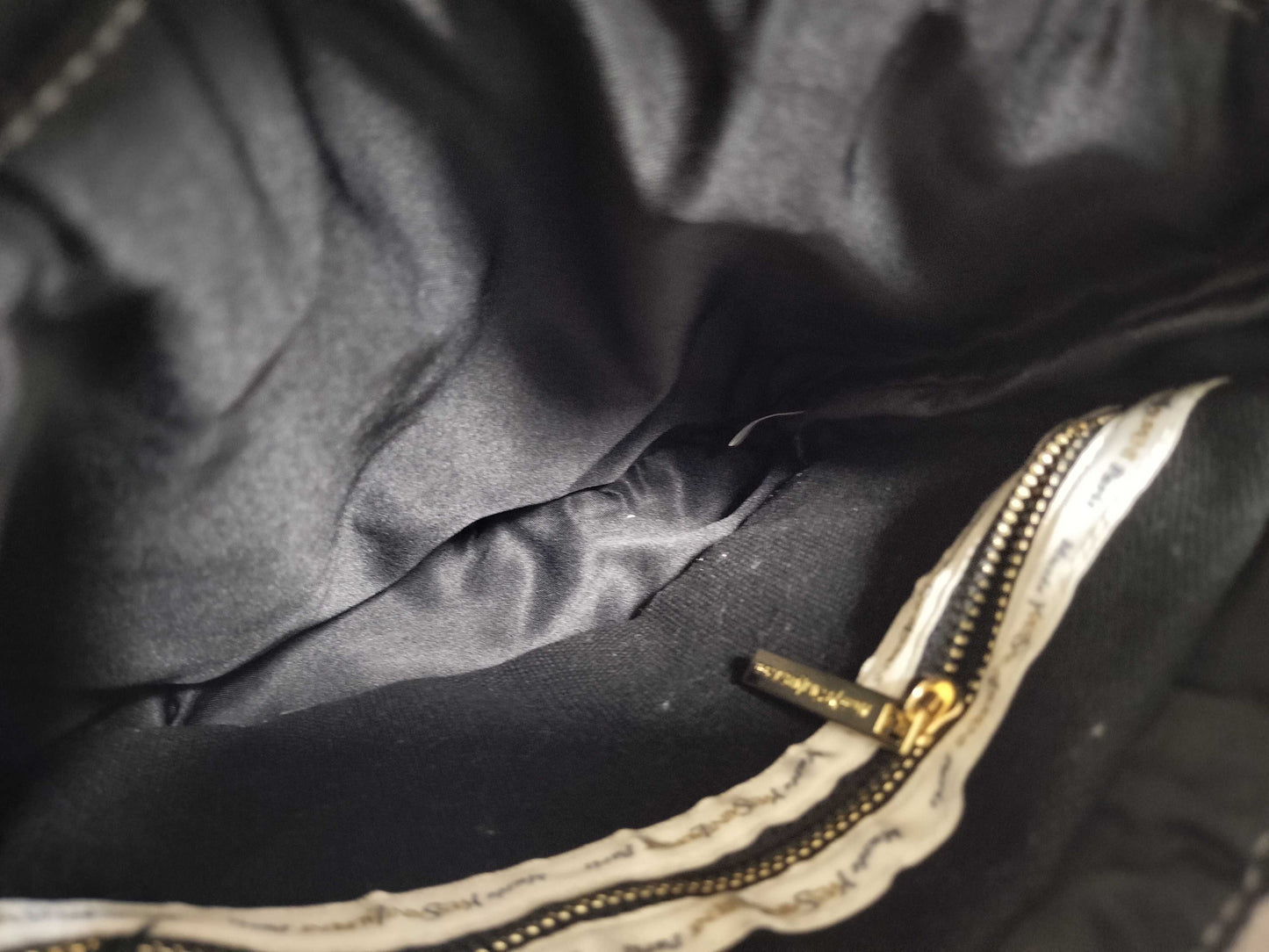 Yves Saint Laurent YSL/Ferragamo/Bag and Pouch Set Tote Bag