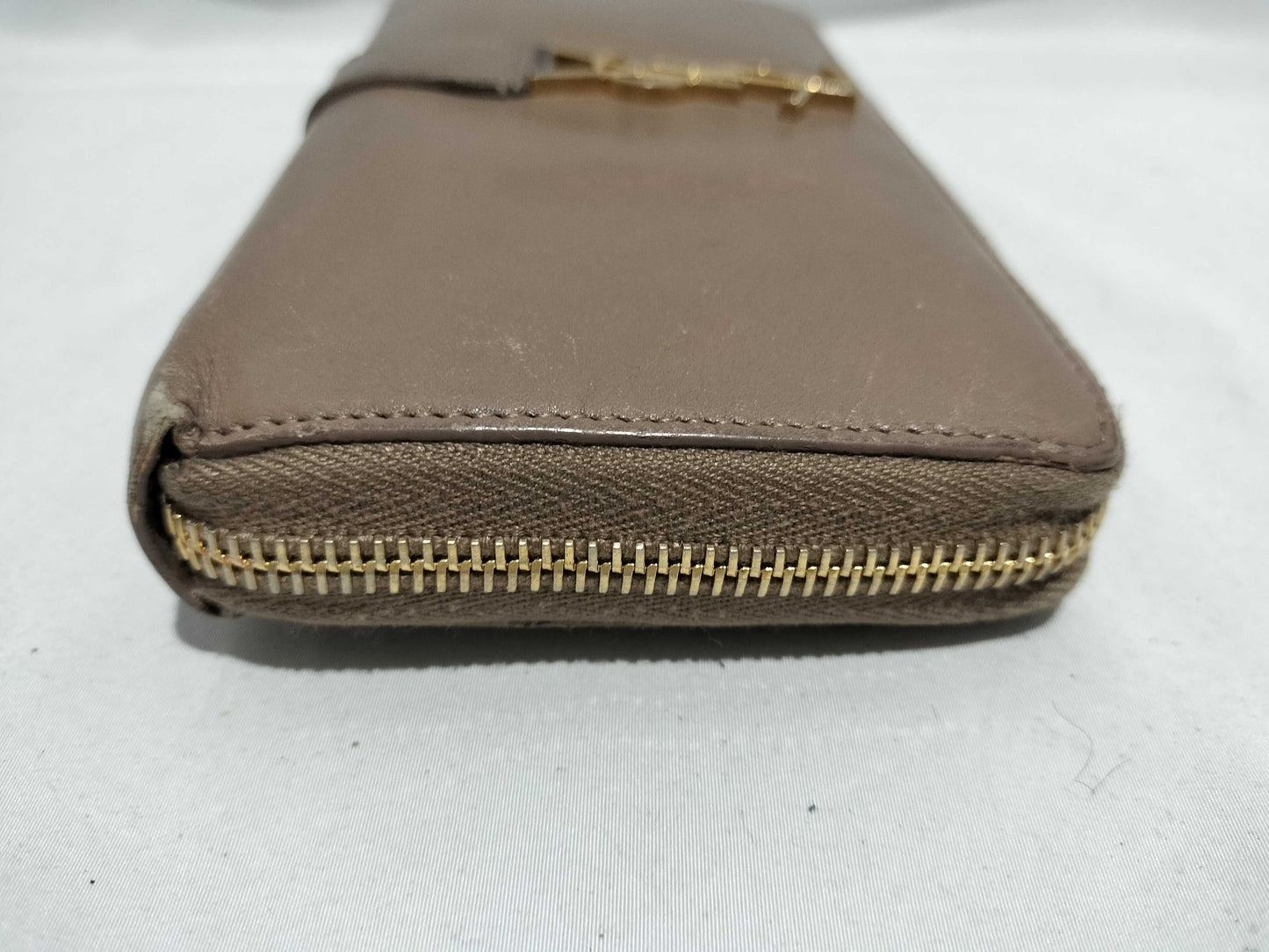 (10461_0053) Yves Saint Laurent Long Purse Purse