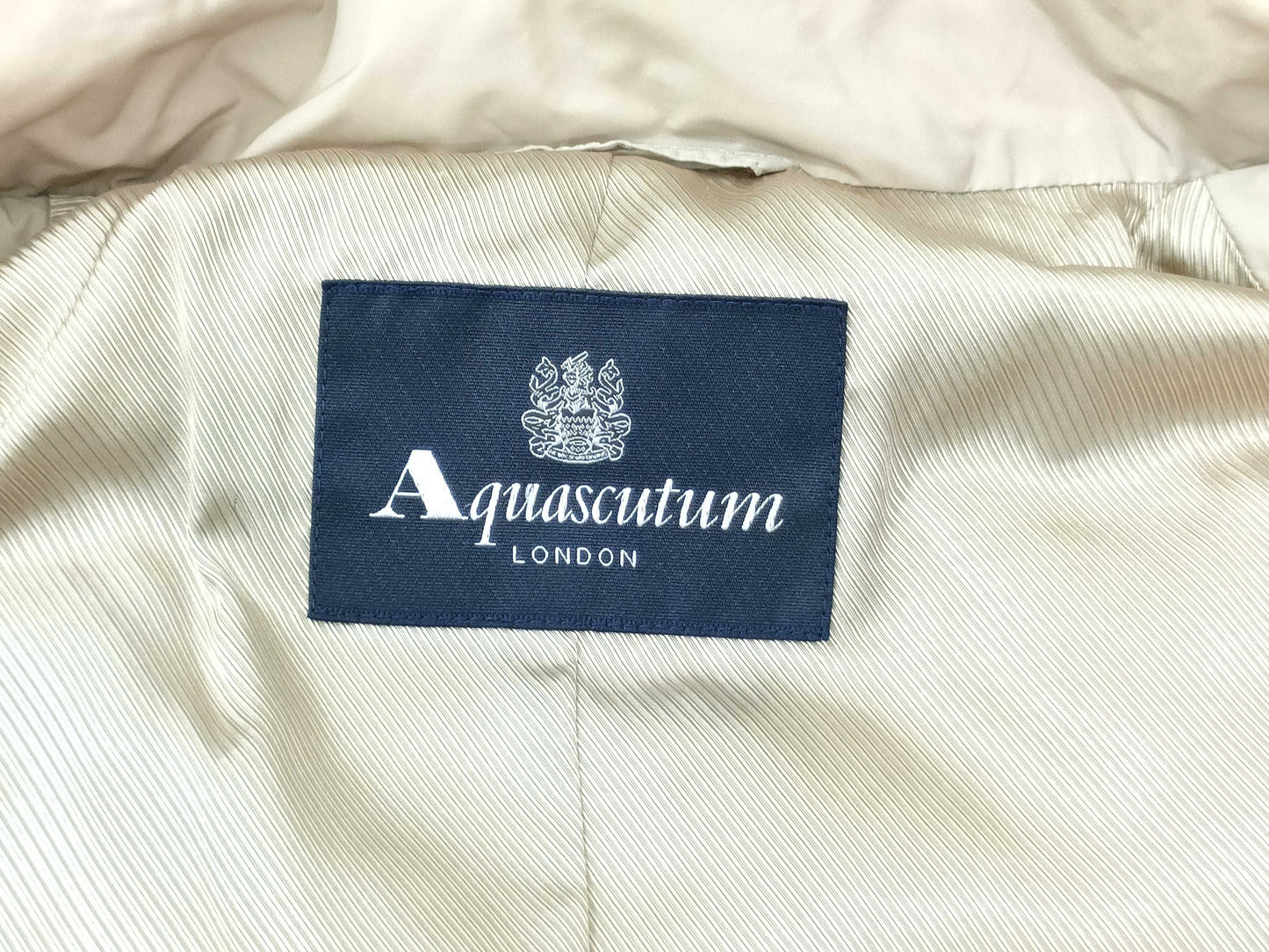 Aquascutum / Hooded Down Coat / Beige Coat
