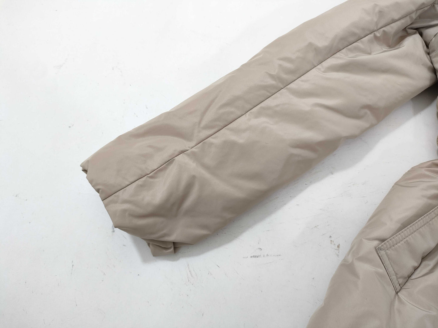 Aquascutum / Hooded Down Coat / Beige Coat