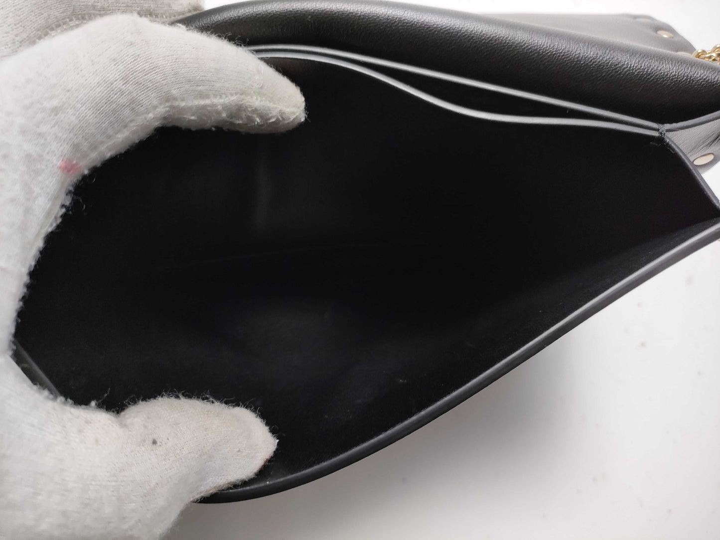 Valentino Garavani Chain Bag Shoulder Bag