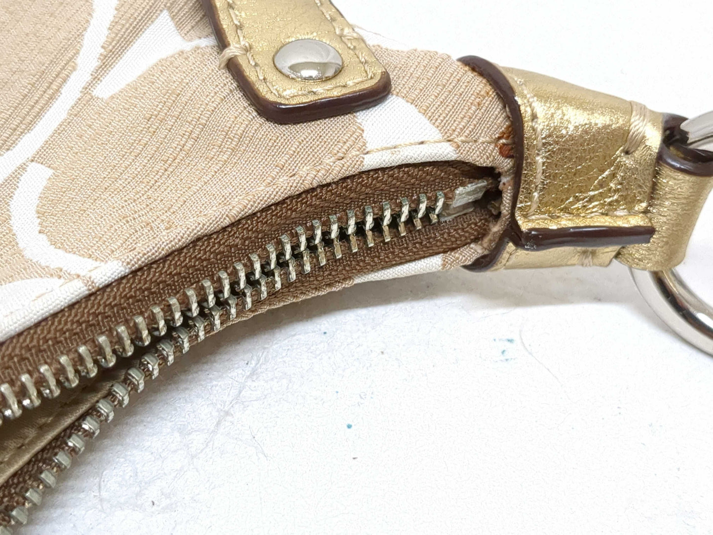 (10463_0071) COACH 2 Pieces 13326 One Shoulder/15942 Gathered Handbag