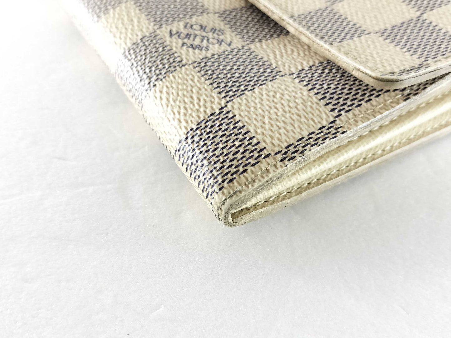 LOUIS VUITTON Damier Azur Portefeuille Sarah Wallet
