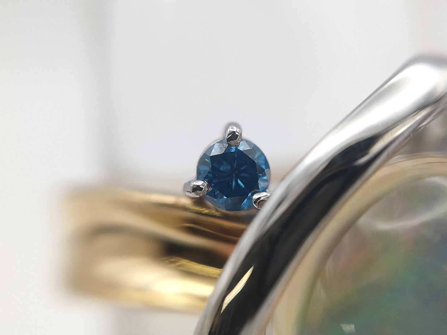 WOP 2.55ct D 0.11ct/0.09ct K18/PT900 8.4g Ring