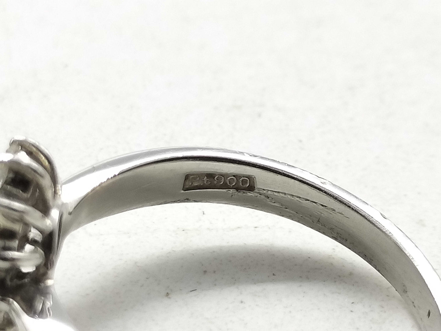 D0.44ct FD0.16ct PT900 3.6g Ring