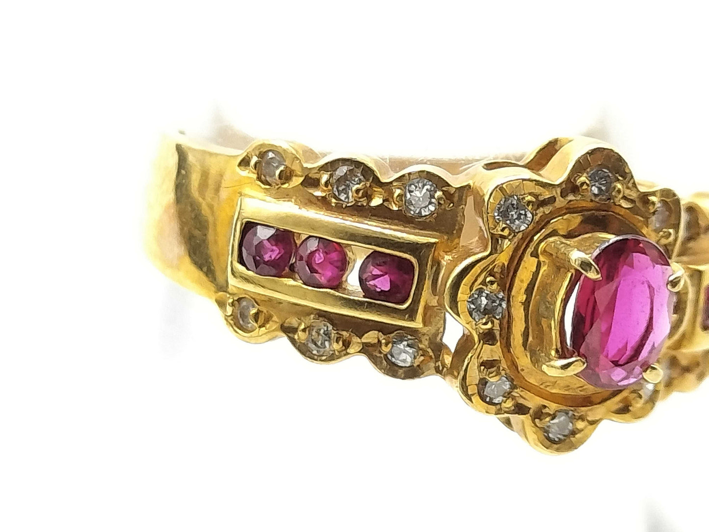 Ruby and Diamond 18K 3.6g Ring