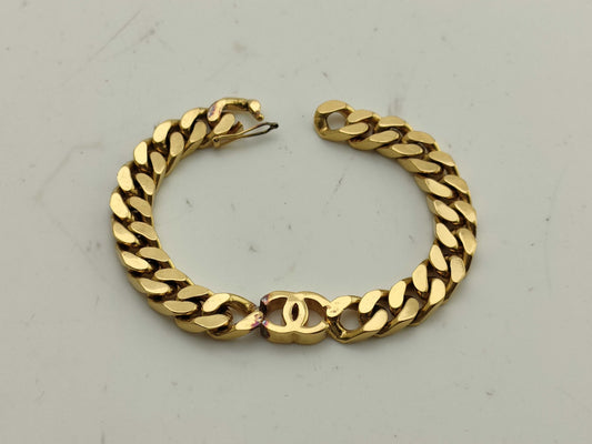 CHANEL 479 Old Curb Chain Bracelet/Bangle