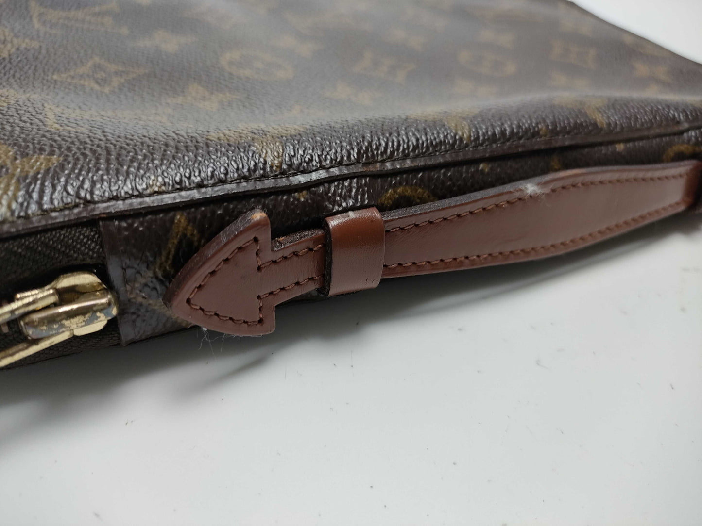 LOUIS VUITTON Monogram Travel Case MI8904 Pouch