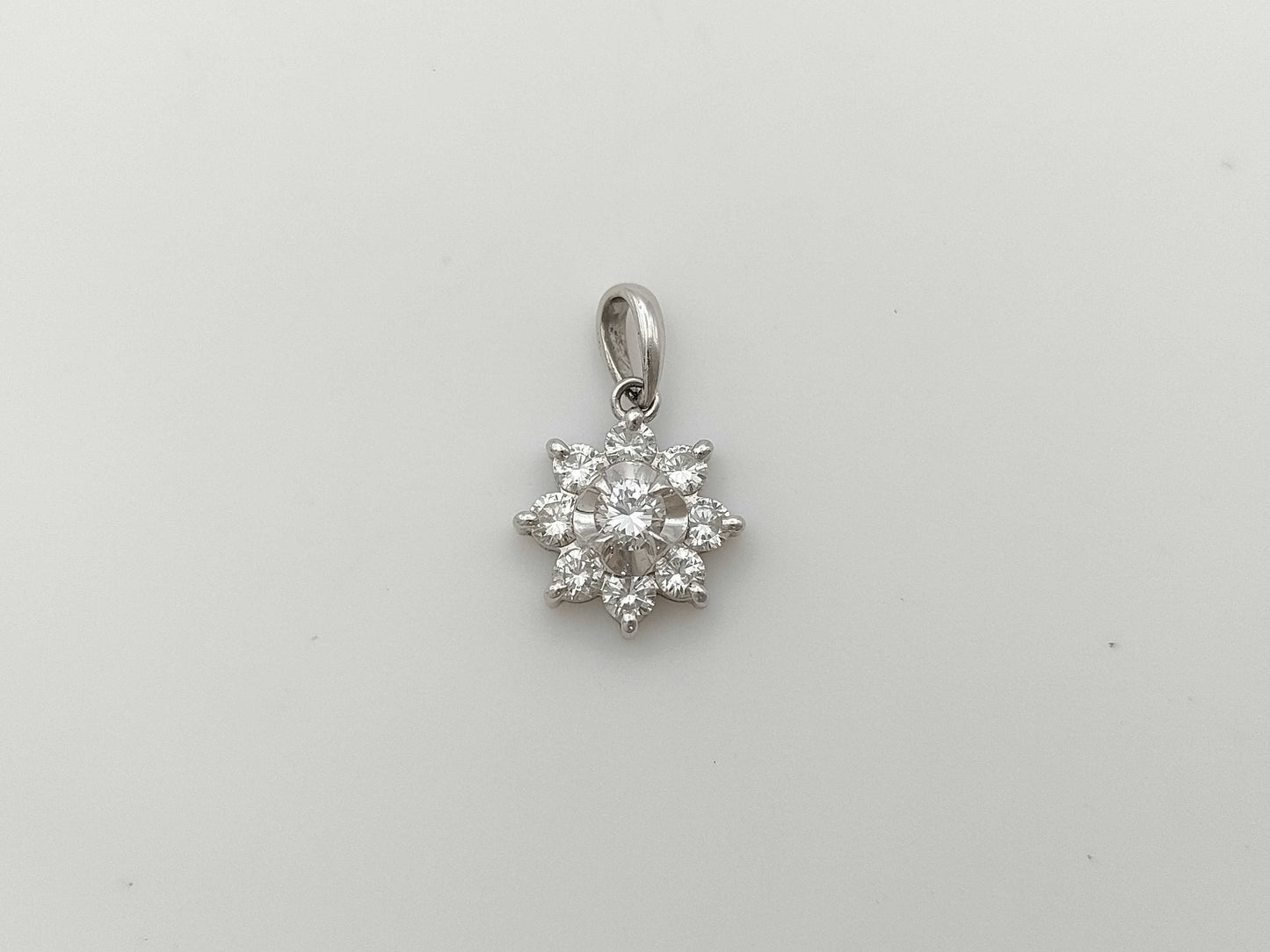 D0.53ct Pt850 2.1g Pendant Top