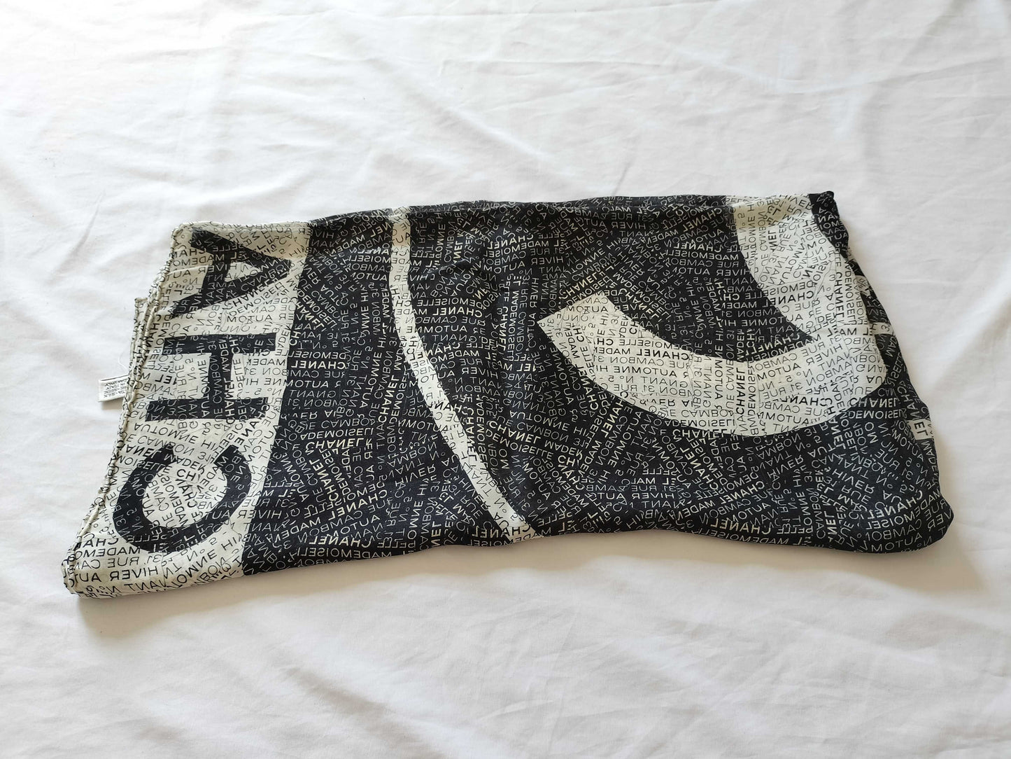 (10462_0142) CHANEL Cocomark Cocomark Logo Monochrome Scarf
