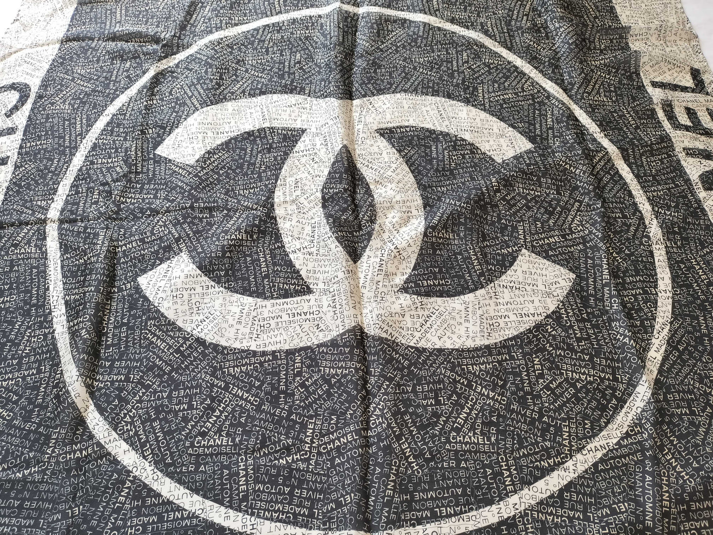 (10462_0142) CHANEL Cocomark Cocomark Logo Monochrome Scarf