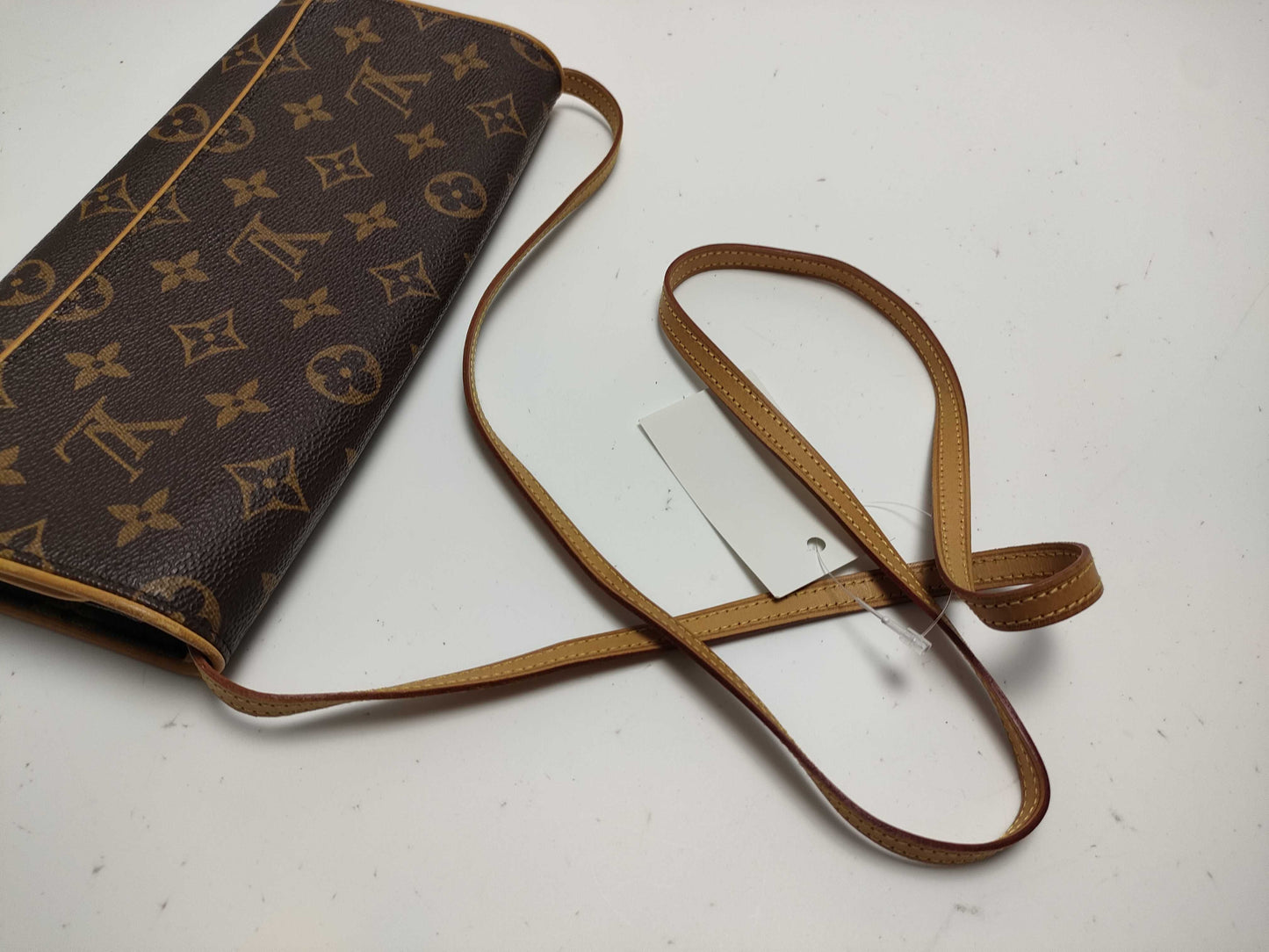LOUIS VUITTON Monogram M51855 Pochette Florentine Shoulder Bag