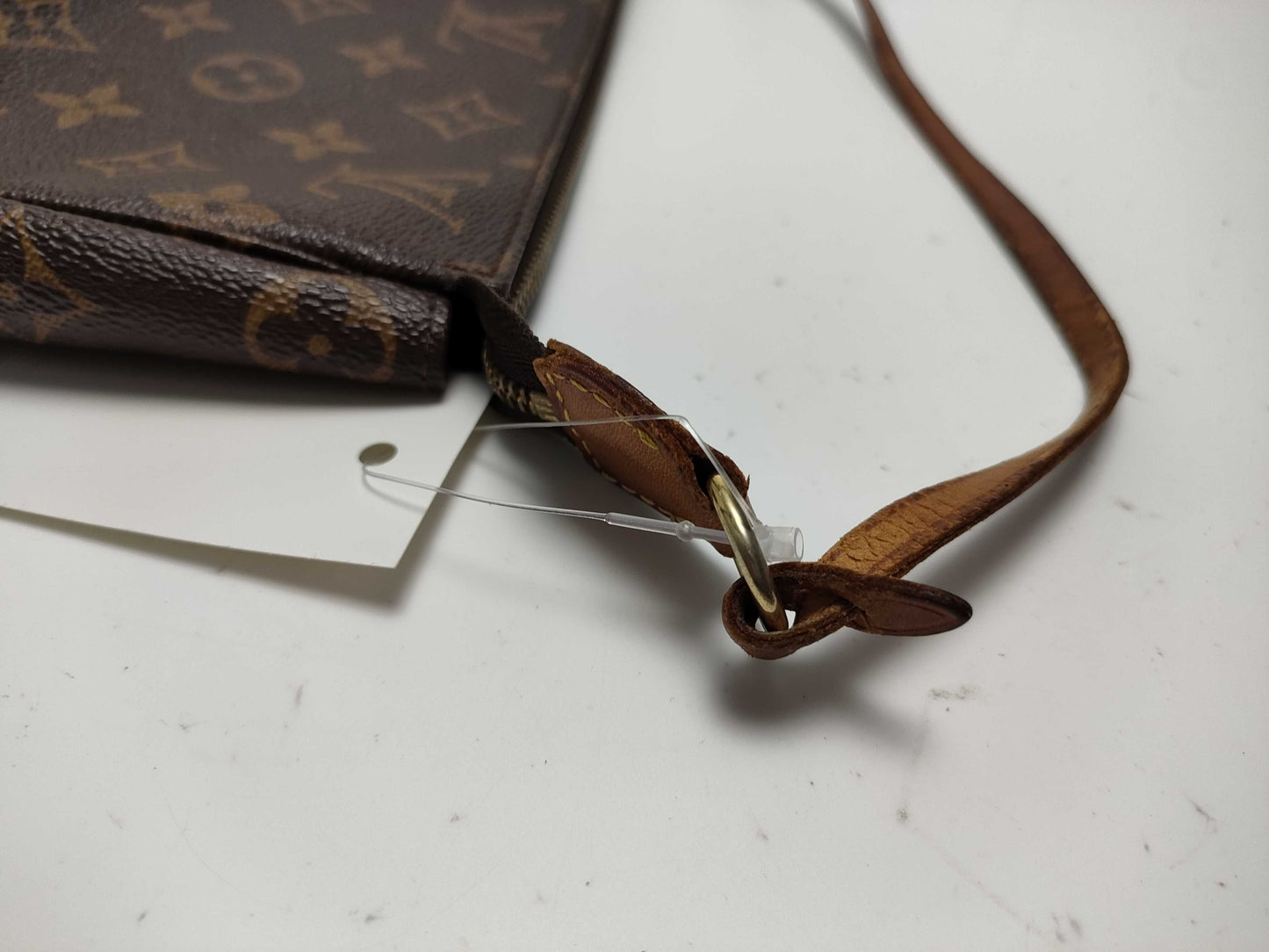 LOUIS VUITTON Monogram Accessoires Pouch