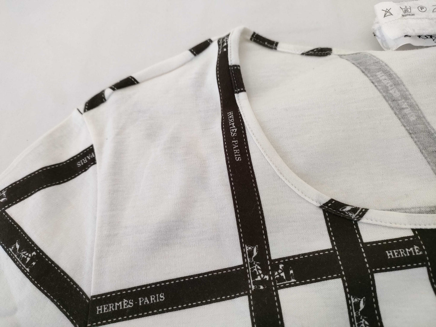 HERMES Ribbon T-shirt