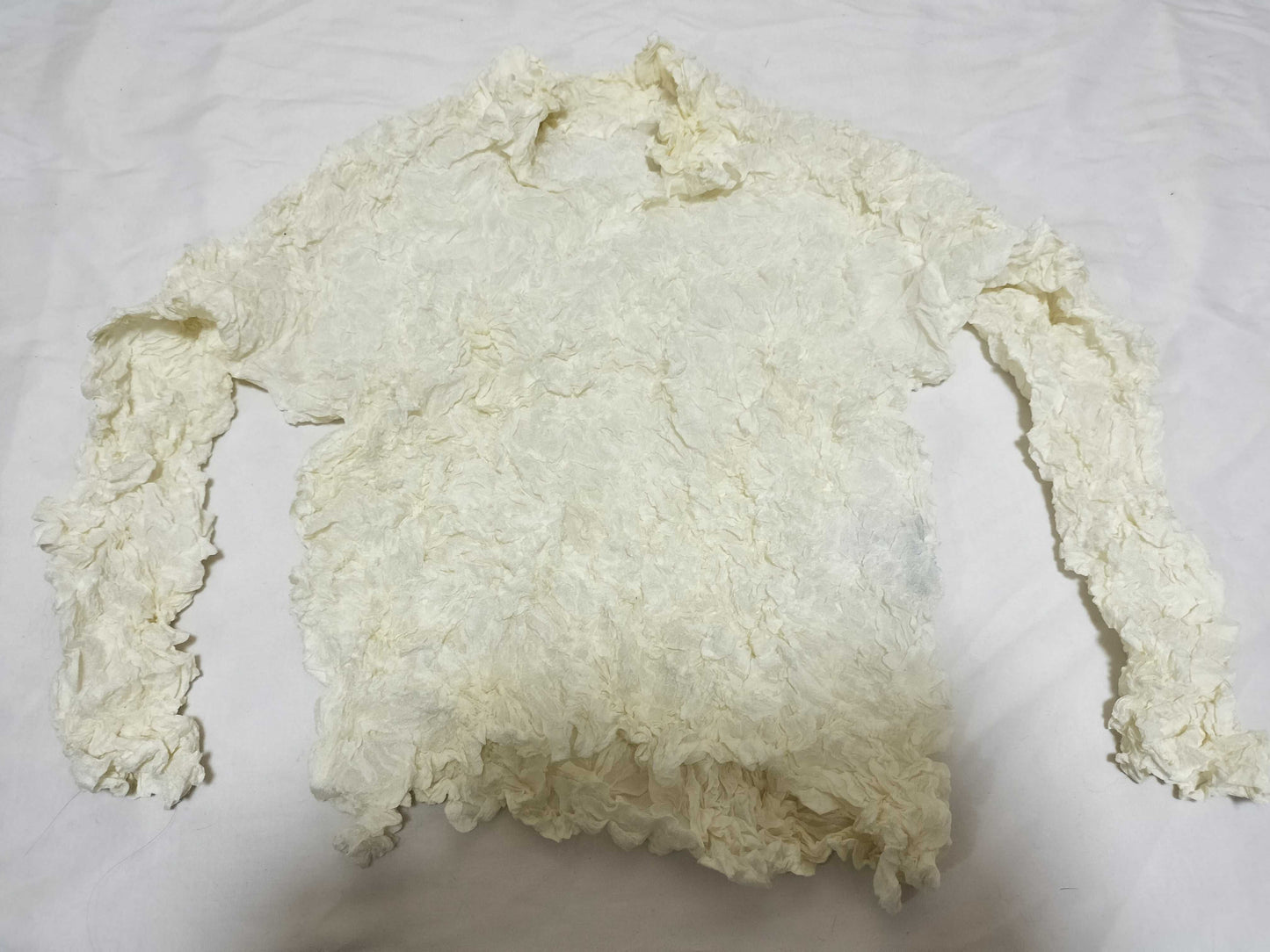 ISSEY MIYAKE Wrinkled Top White Top
