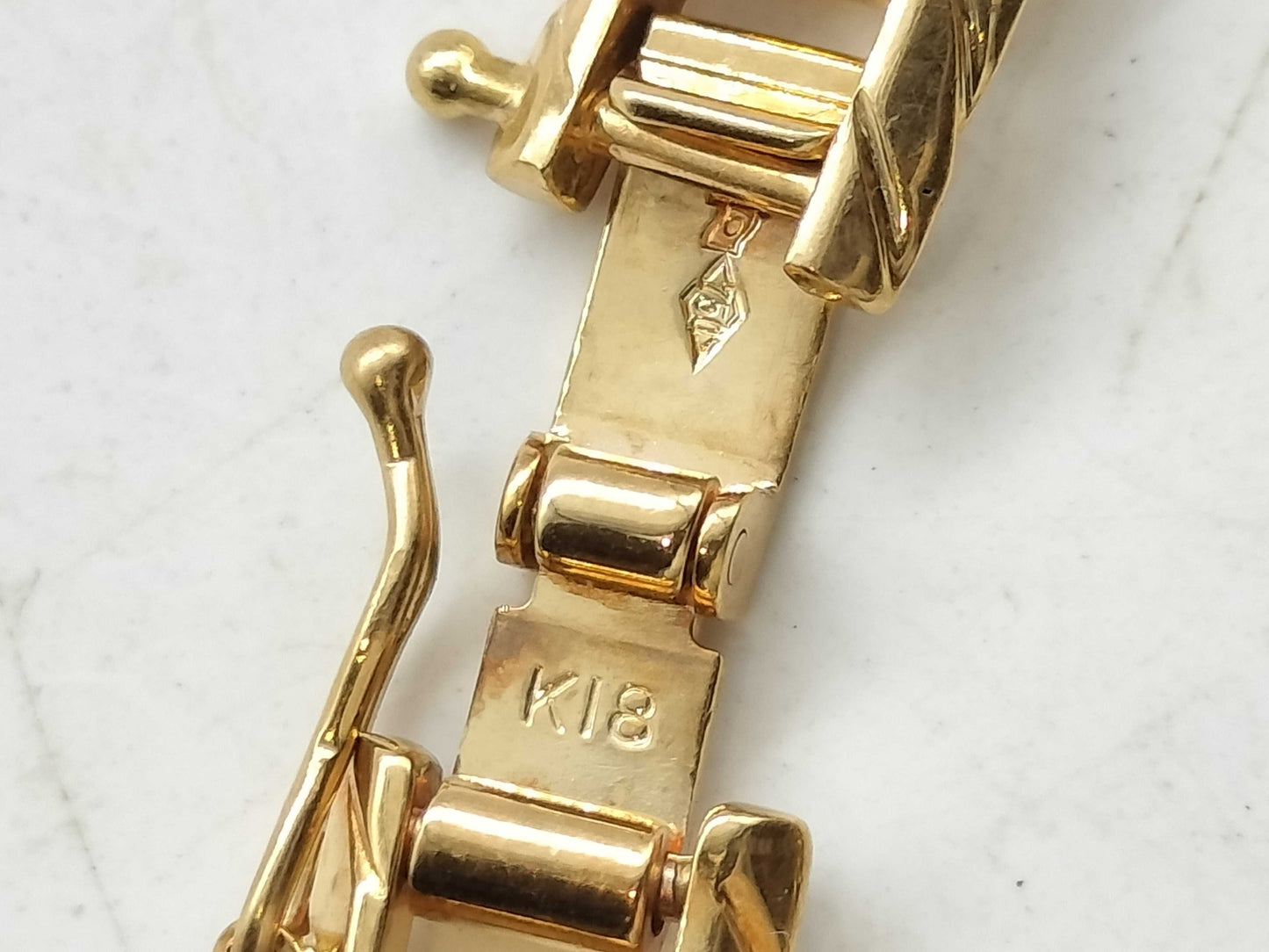 Kihei 6-sided double K18 27.0g bracelet/bangle