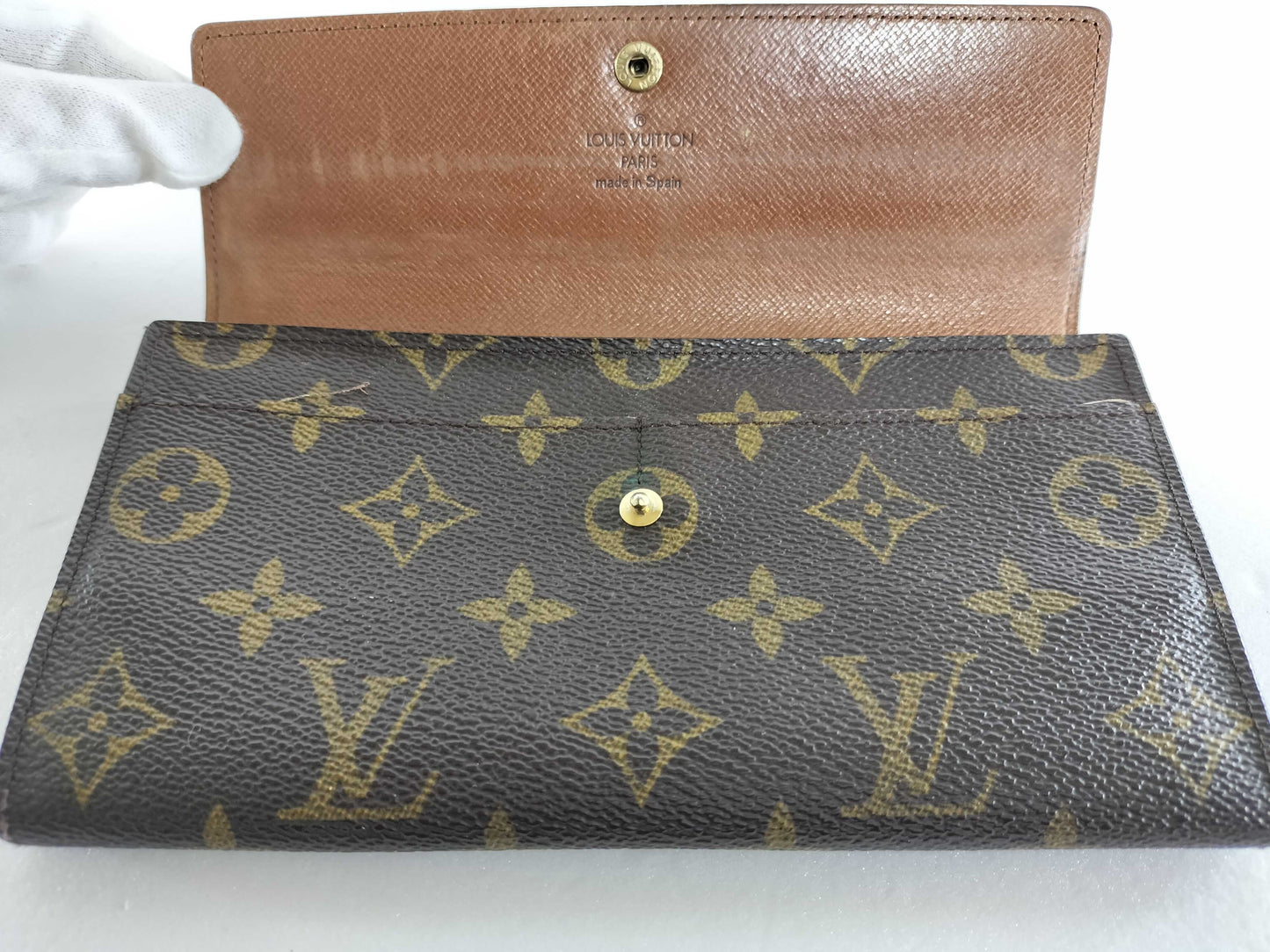 LOUIS VUITTON Monogram Portefeuille Sarah Wallet