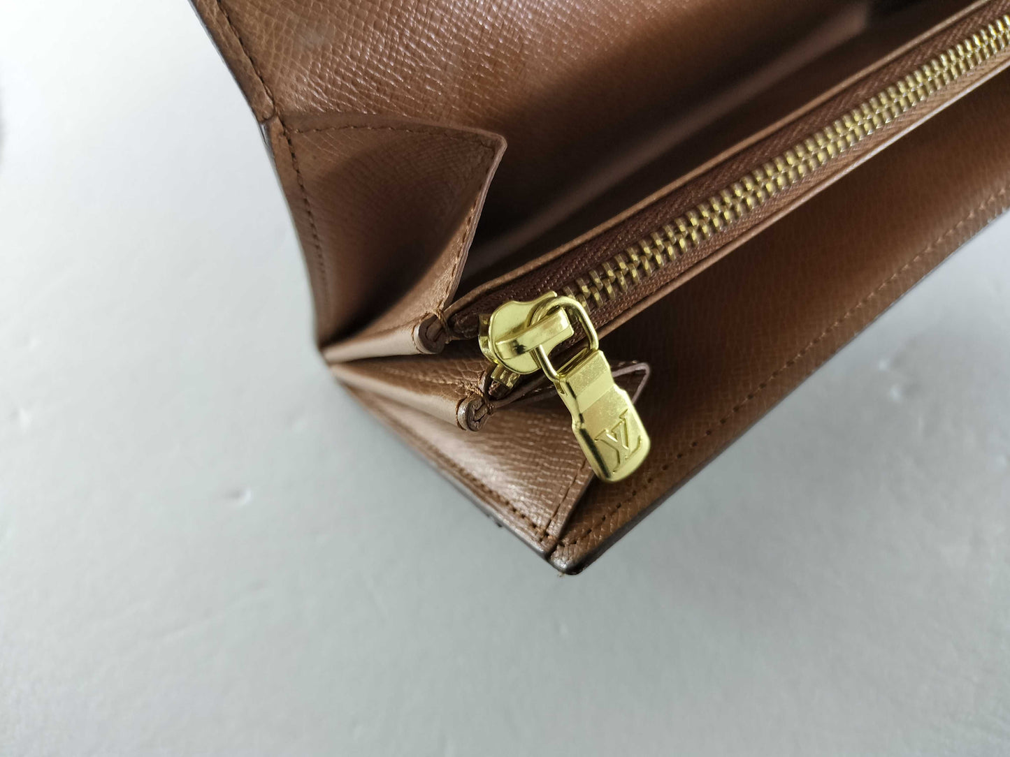 LOUIS VUITTON Monogram Portefeuille Sarah Wallet