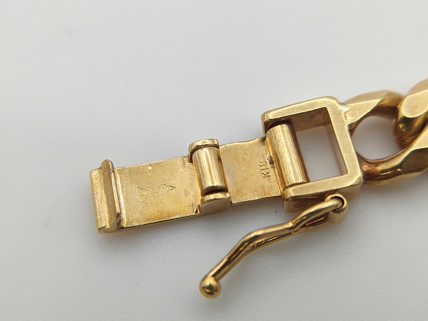 8-sided single-ring 18K gold necklace, 80.1g