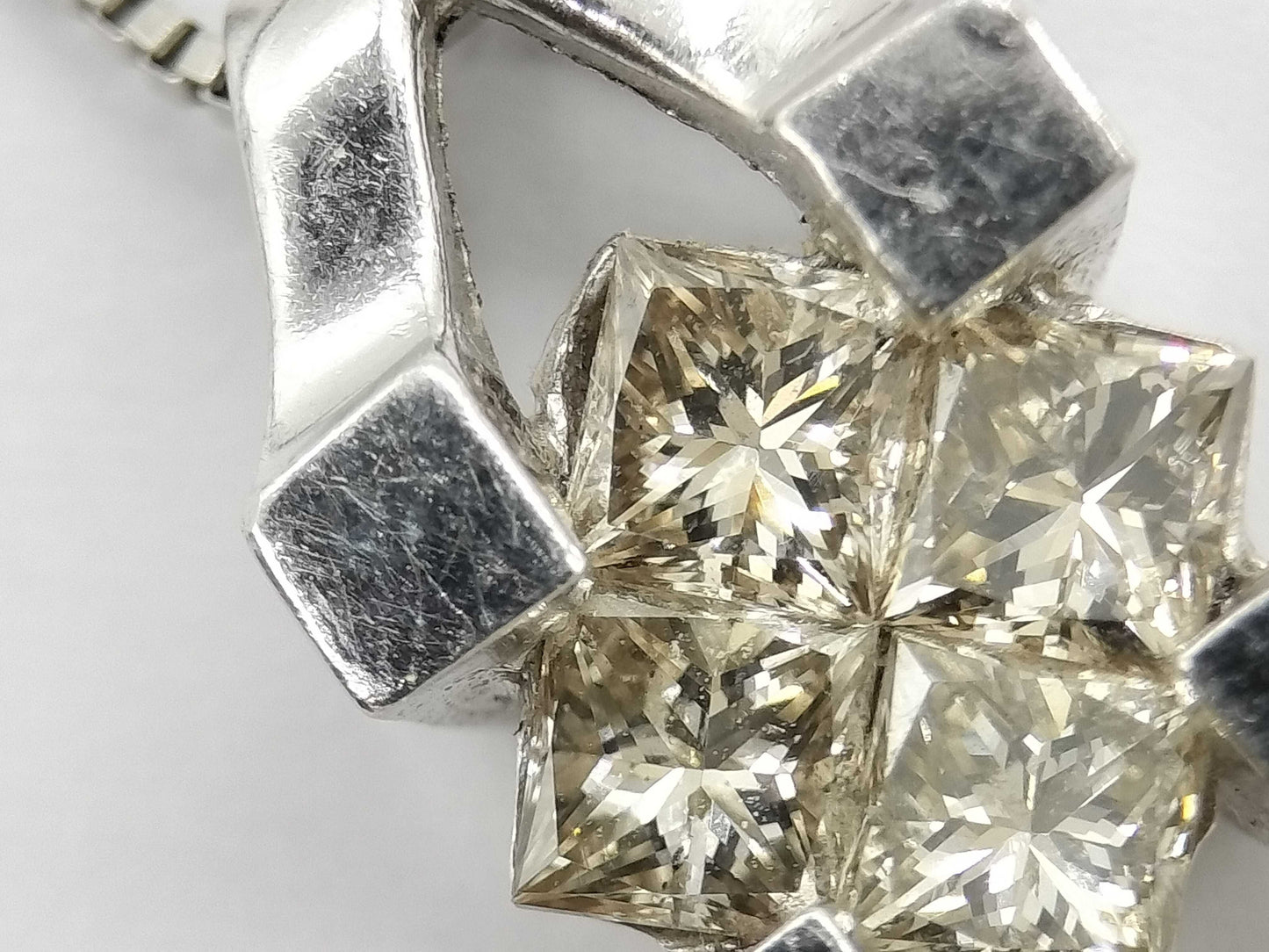D0.75ct PT900/850 5.4g Necklace