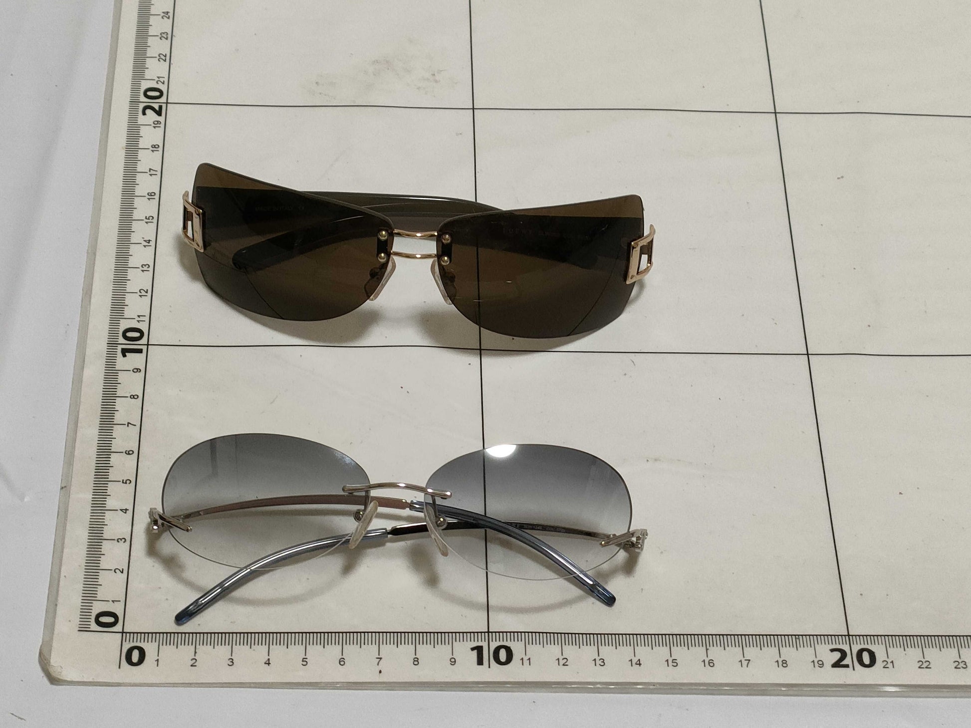 LOEWE 2-piece set of sunglasses and glasses
