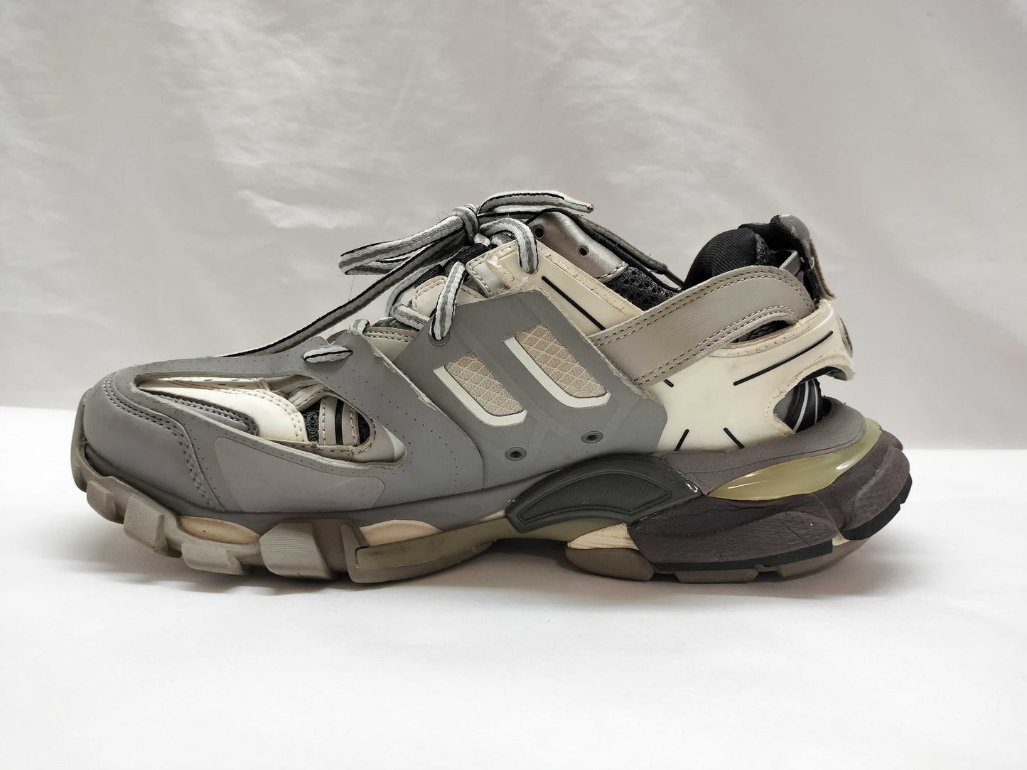 BALENCIAGA Sneakers
