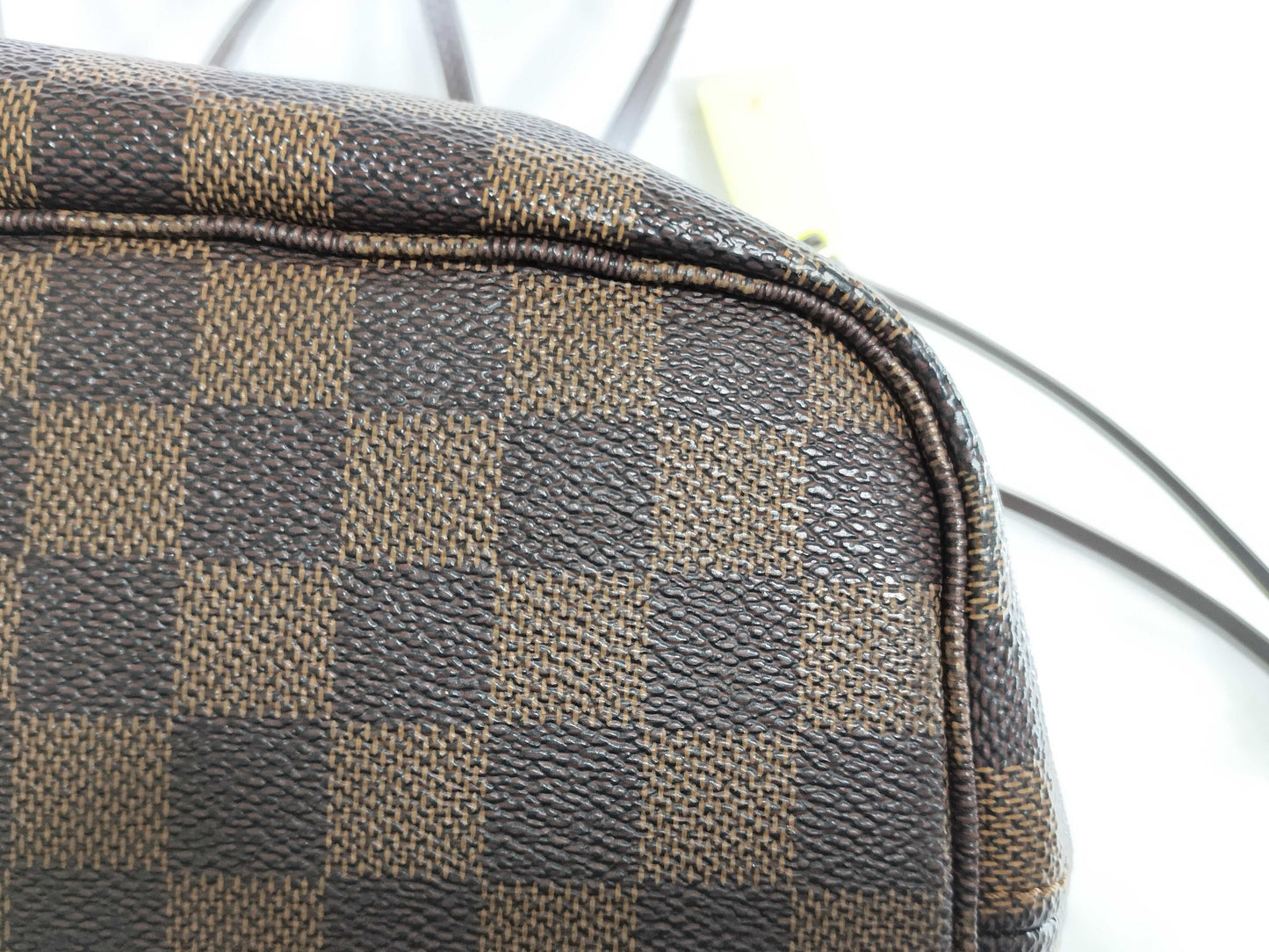 LOUIS VUITTON Damier N51105 Neverfull MM Tote Bag